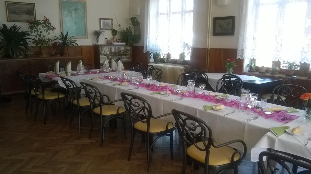 Kralicka Chata Staré Město Bagian luar foto